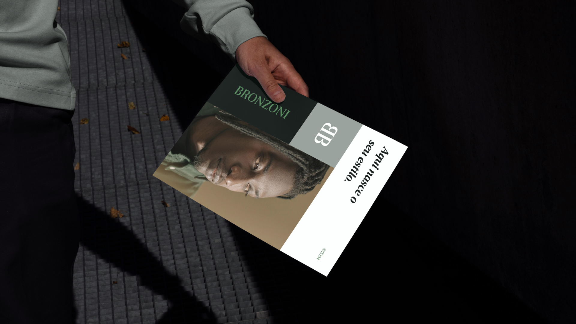 Poster da identidade Bronzoni